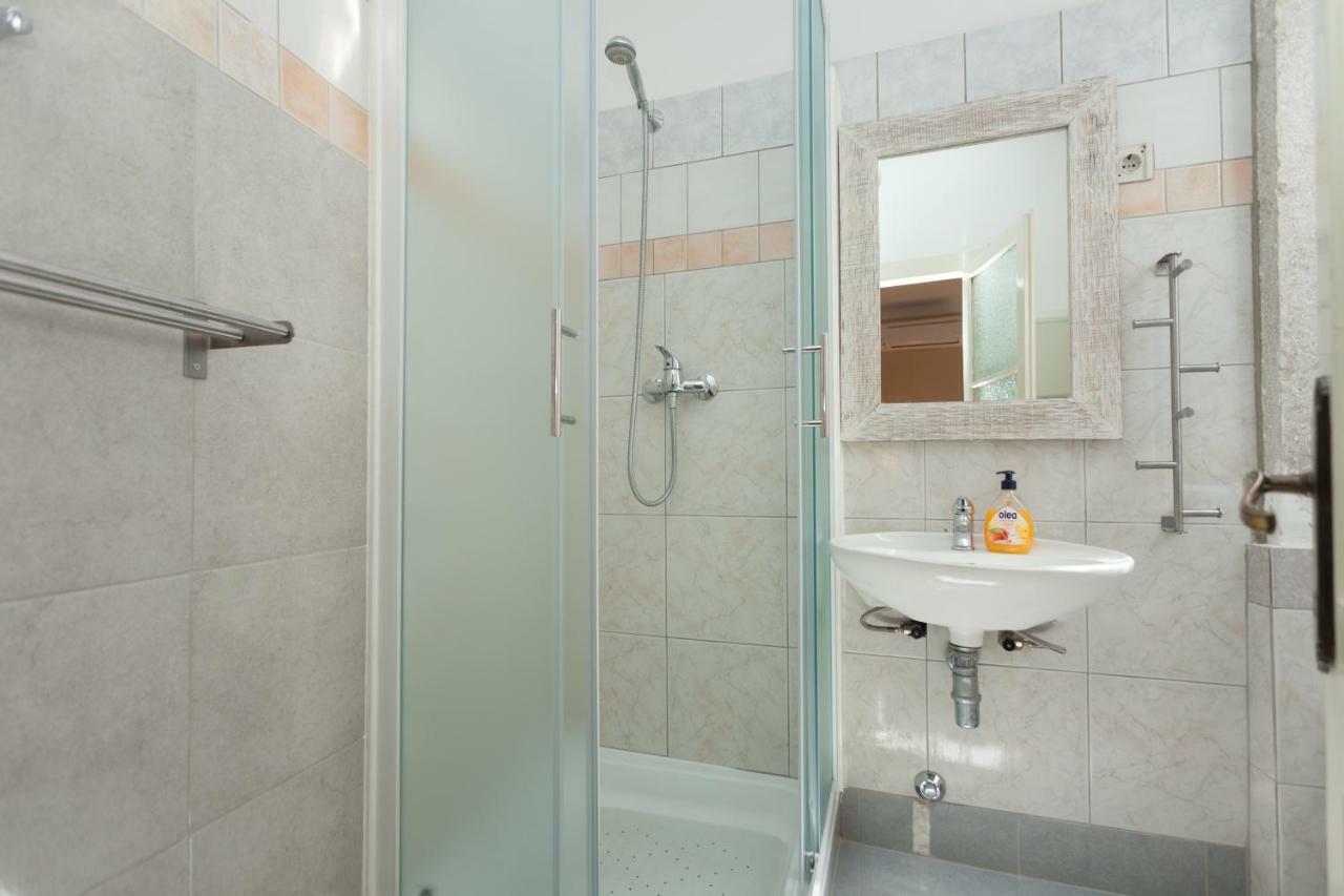 Nice Apartment In The City Center Rovinj Extérieur photo