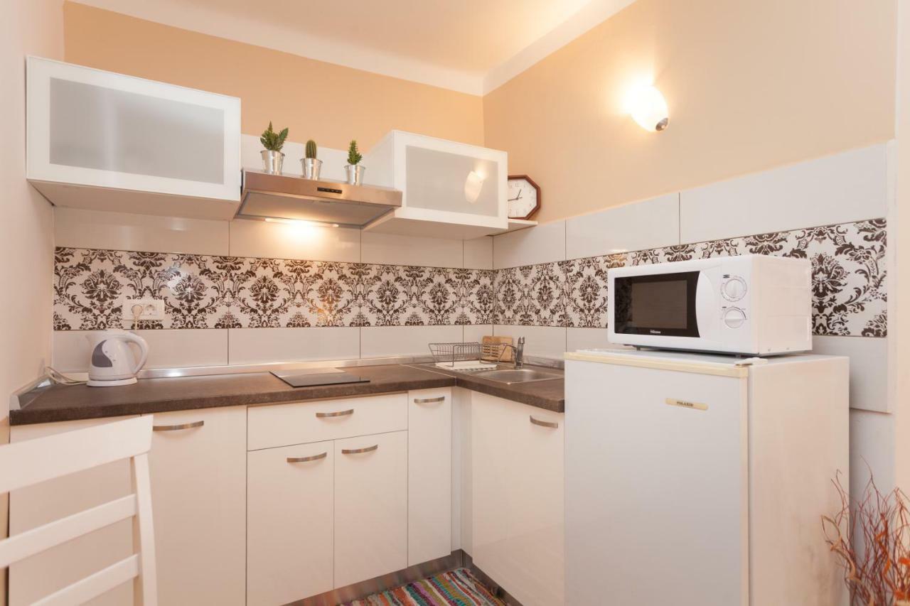 Nice Apartment In The City Center Rovinj Extérieur photo